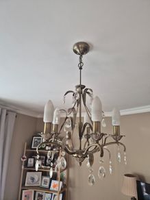 3 Ceiling lights