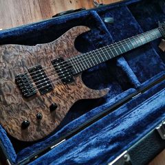 Hufschmid Tantalum Custom Masterbuilt Guitar w / Sidewynder Pickups (Delivery available)