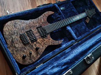 Hufschmid Tantalum Custom Masterbuilt Guitar w / Sidewynder Pickups (Delivery available)