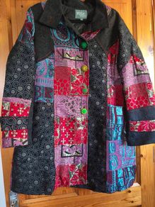 Stunning Neslay tapestry coat
