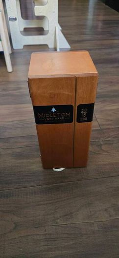 midleton very rare box
