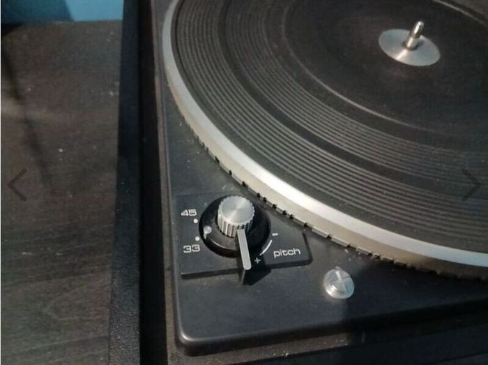Dual 510 Turntable