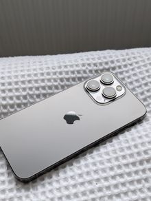 Apple iPhone 13 Pro 128GB - Graphite - Unlocked + Extras