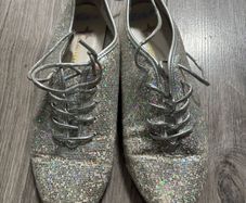 tap shoes and dance shoes