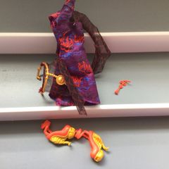 Monster High Scaris Jinafire long outfit and shoes includes post