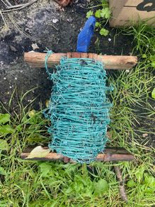 250metres barbed wire reduced for quick sale was E50