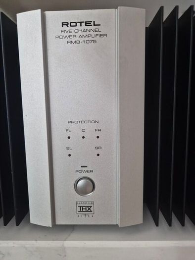 Rotel RMB 1075 5 channel THX certified AV Power Amp