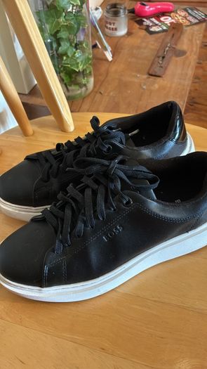 HUGO Boss Black Leather Women's 37 size
