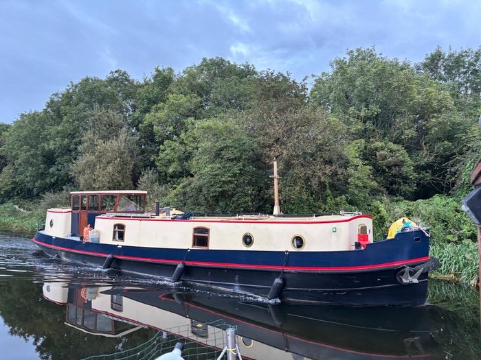 52' Sagar Marine widebeam barge for off grid living