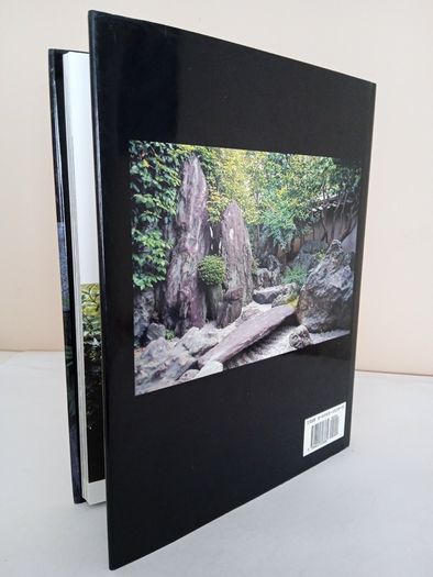 Creating Japanese Gardens by Philip Cave (PT54)