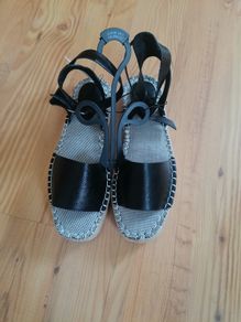 NEW Black Leather Sandals