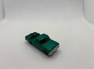 Vintage Matchbox Kennel truck with front steering wheels