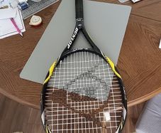 Tennis racket dunlop yonex