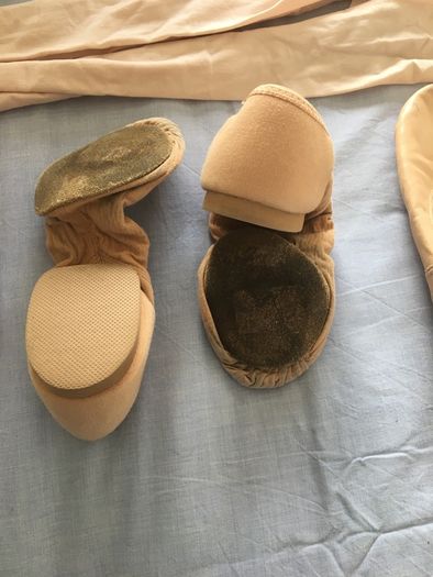 Split sole dance shoes