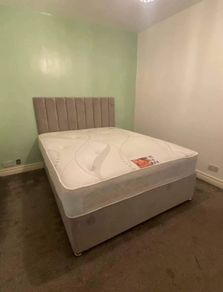 New beds with mattress