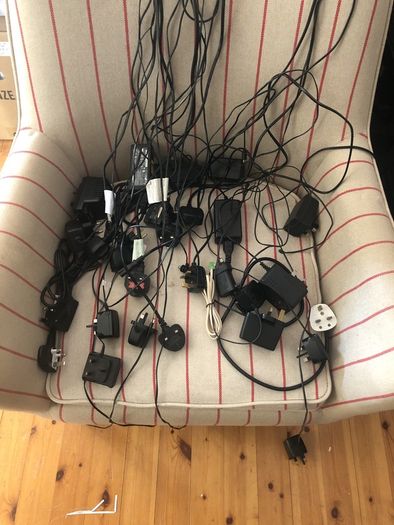 Cameras & Accessories & cables (R10)