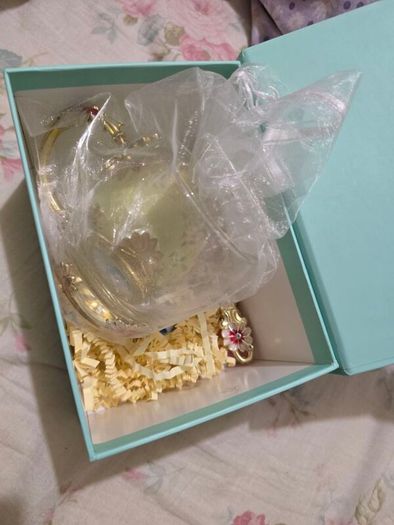 Chinese tea cup gift set