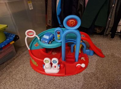toy garage