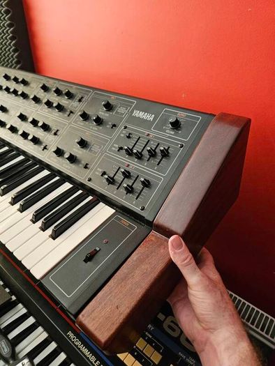 Yamaha CS15