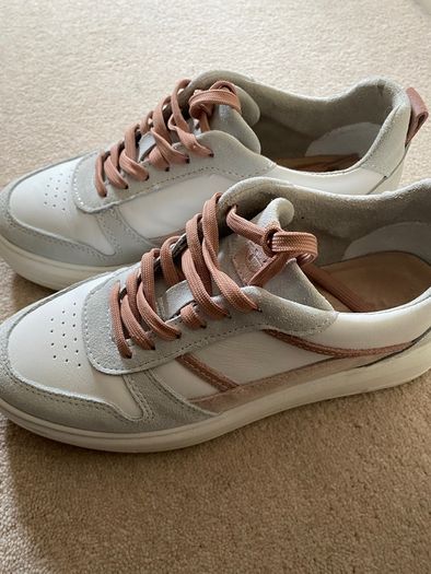 Ladies leather runners white, pink and grey