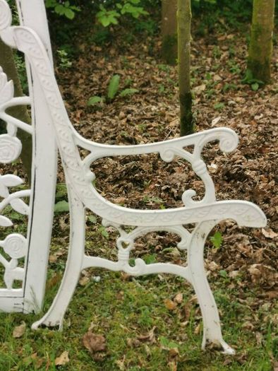 Heavy Cast Iron Garden Bench Ends