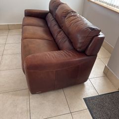 Brown Sofitalia Italian Top grade leather  3 seater sofa.