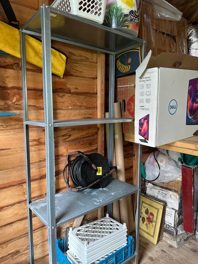 Metallic shelves