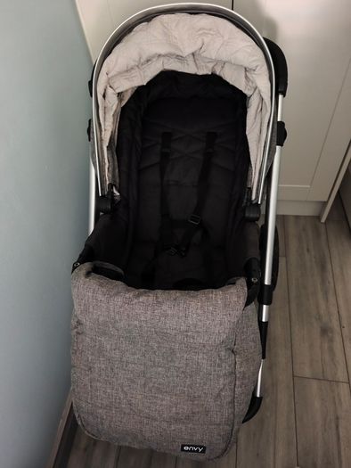 Near new Baby Elegancy Envy 2 piece pram