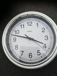 Wall clock
