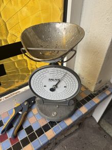 Vintage Salter Coin Checker scale, Model 353, made in England