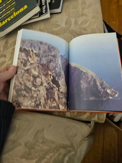 The Guinness Book Of Ireland Edited By Bernhard Loughlin  And Colm Toibin. First Edition Large Volume Hardback With Dustjacket In Good Condition.  See Photos For Same.