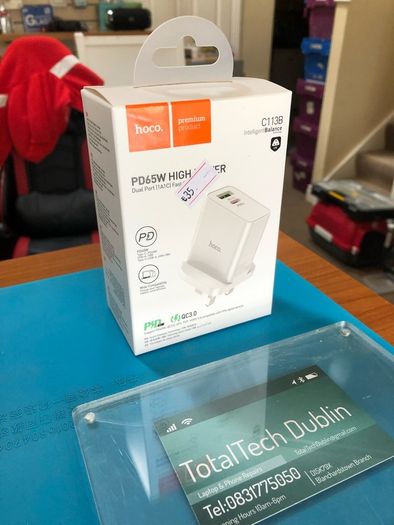 65w Turbo Fast Charging Plug For Apple and Android