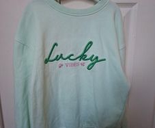 Girls St. Patrick's day jumper age 6-7years