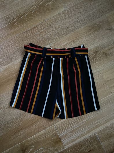 Brand New Striped ladies dressy shorts Size 10