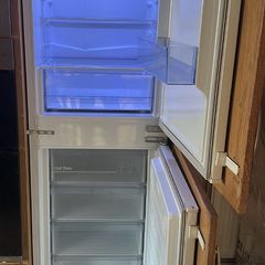 Kenwood Integrated Fridge Freezer