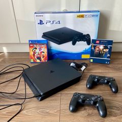 500 GB PlayStation 4 console bundle + 2 controllers + 2 games