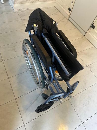 Manual wheelchair Aktiv X5