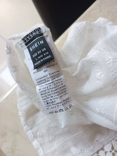 Shein White  Sleevless  Top   S. L 14.  (No Stretch In the Material). New - No Tag.