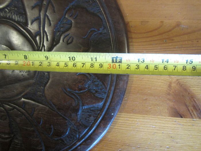 Hand carved African plaque / table centrepiece