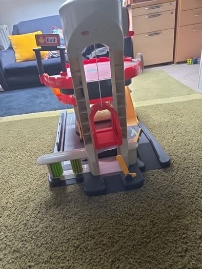 Toy Garage