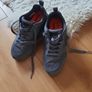 SKECHERS kids trainers size 1 Image 3