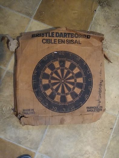 vintage Winmau dartboard