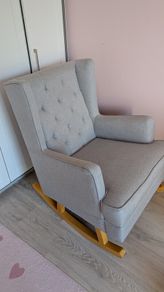 Rocking nursery chair