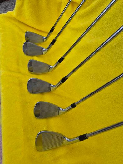 Taylormade R11 Irons