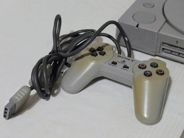Sony PlayStation PSX PS1, Two Controllers, Cables, Game