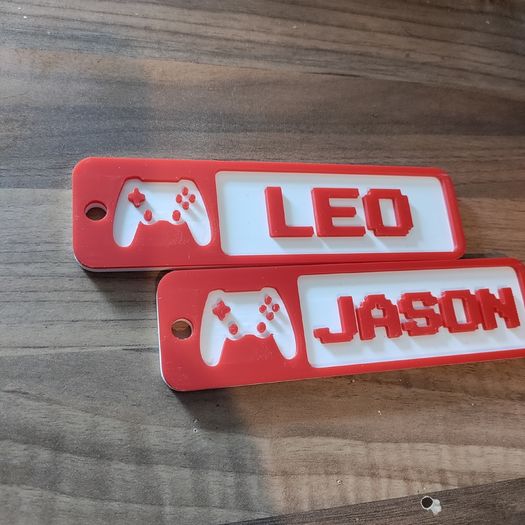 Personalised Gamer Keyring Custom Name Gaming Keychain Large Gamer Gift Custom Colour Keyring Personalised Name Tag Gaming Accessories Boys Girls Kids Teen Gamer Present Birthday Gift Backpack School Bag Tag Video Game Controller Style Customised Keychain