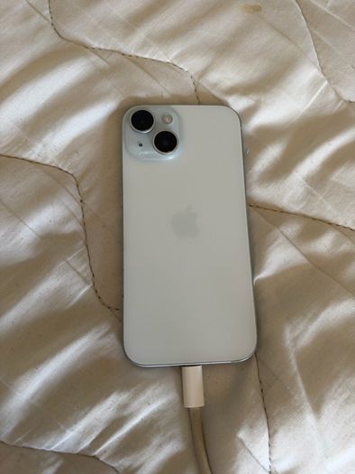 iPhone 15