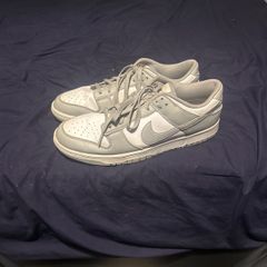 White Nike dunks