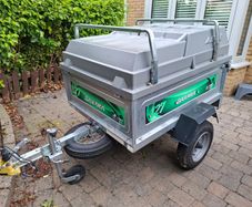Erde 127 Camping trailer with lid (Daxara)