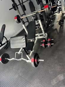 Bench and weights set
